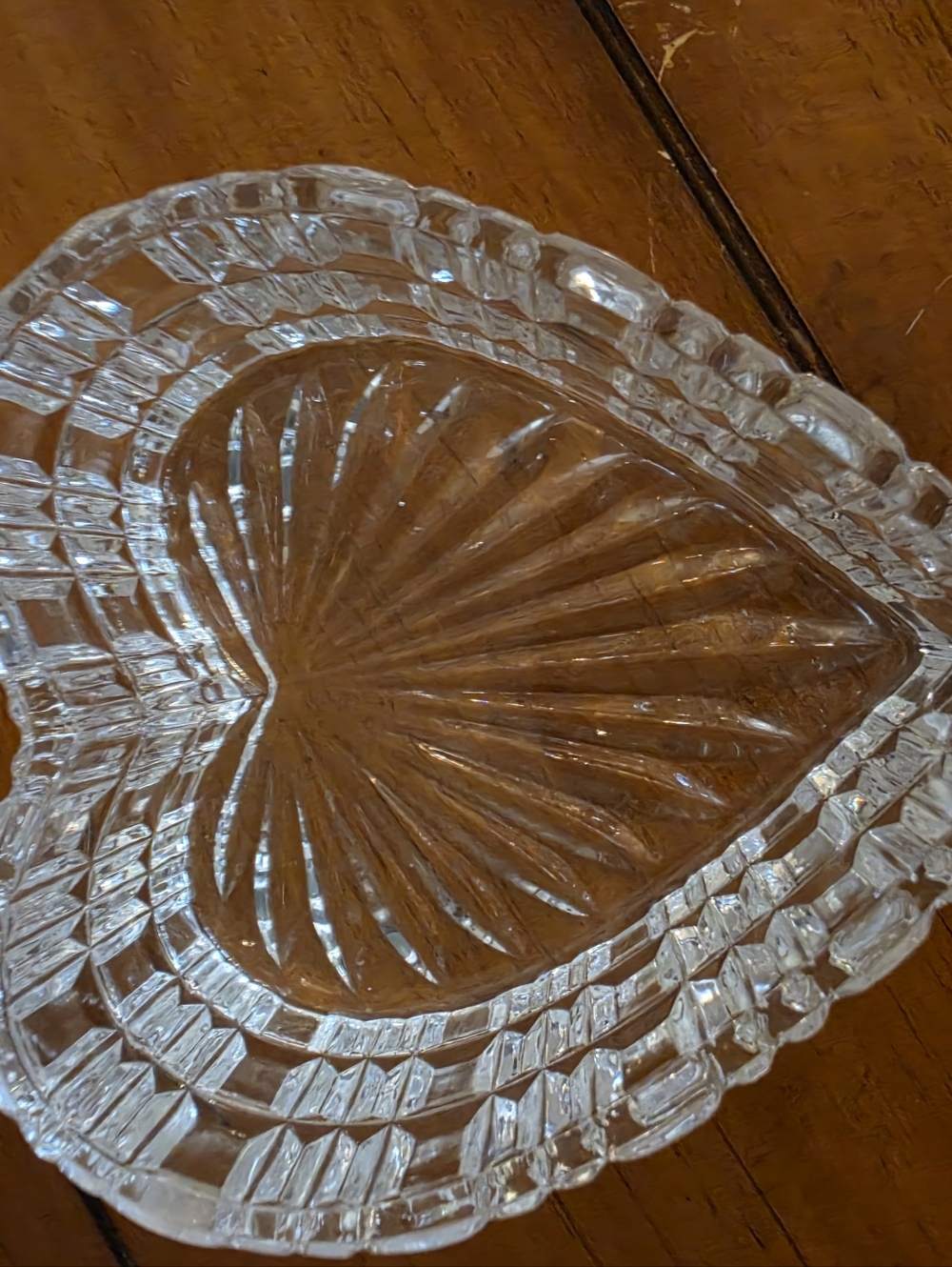 Vintage Crystal Glass Heart Trinket Dish - Picture 6 of 7